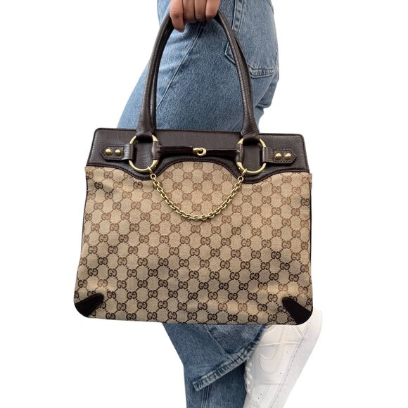 GUCCI Vintage Monogram Horsebit Chain Shoulder Bag Beige Brown Canvas [105425] - Picture 4 of 13